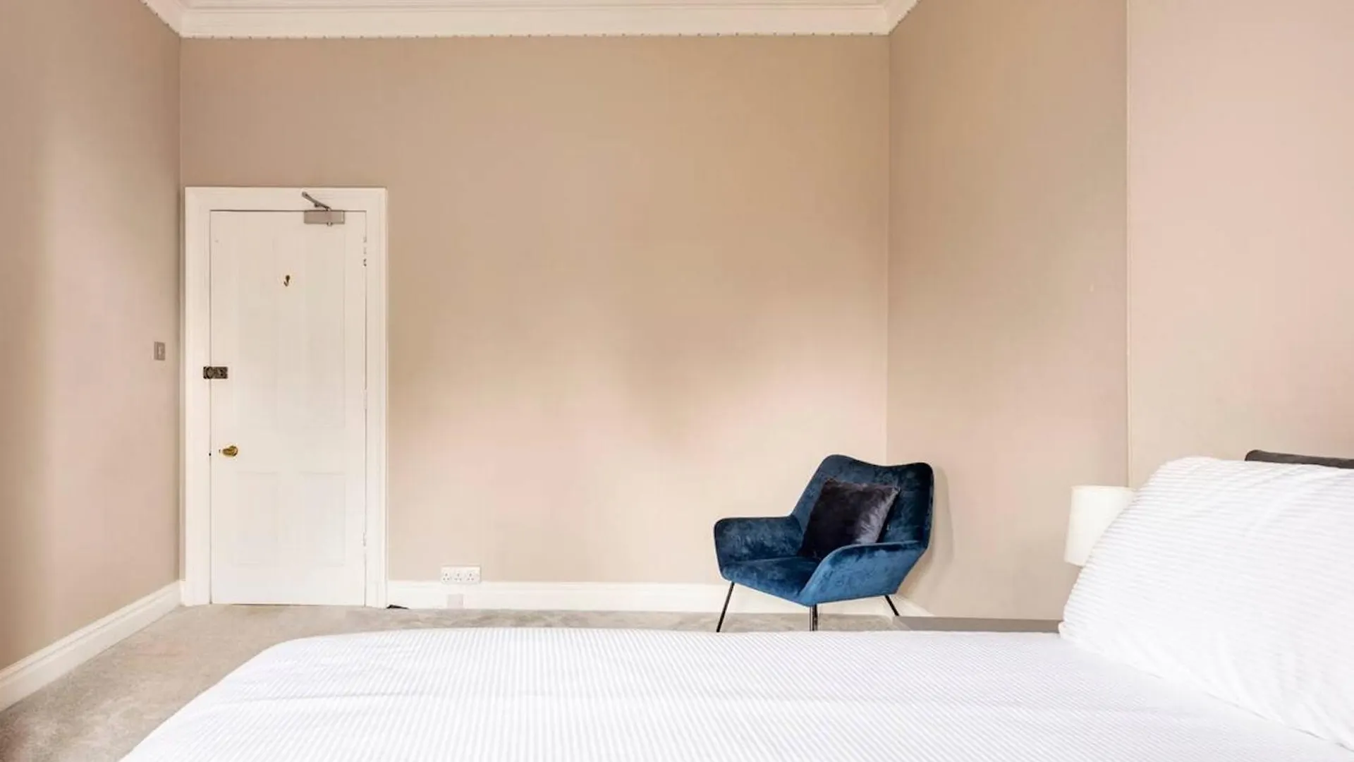 Lady Road Apartment Edinburgh